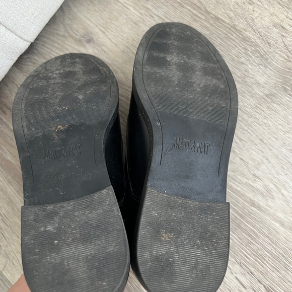 Matt & Nat Black Men's Shoes - Picture 3 of 4